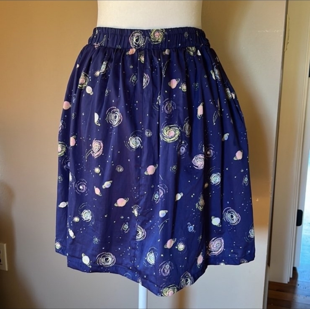 Galaxy Print Bubble Skirt